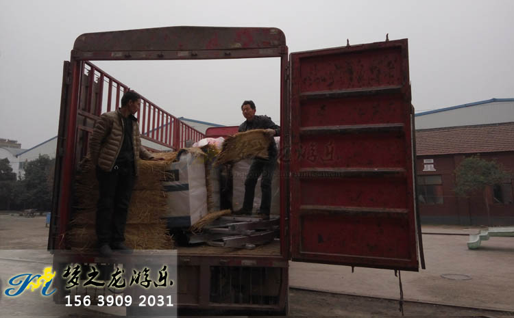 電瓶碰碰車，和諧號軌道小火車發貨